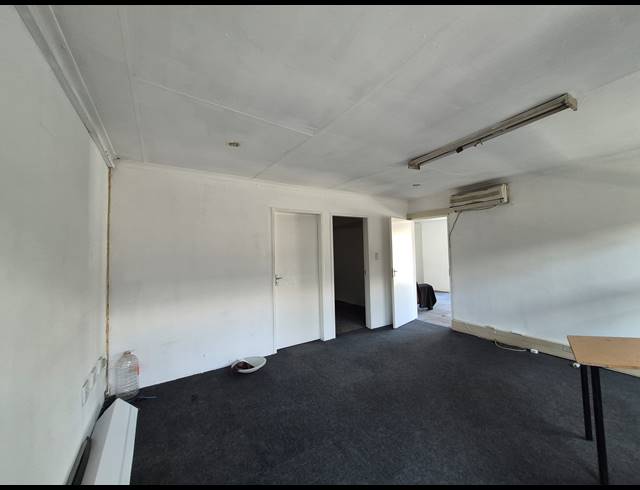 87M² OFFICE TO LET IN MELVILLE
